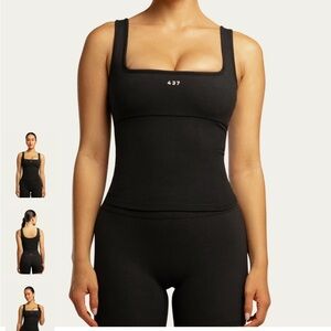 437 THE SQUARE TANK / BLACK